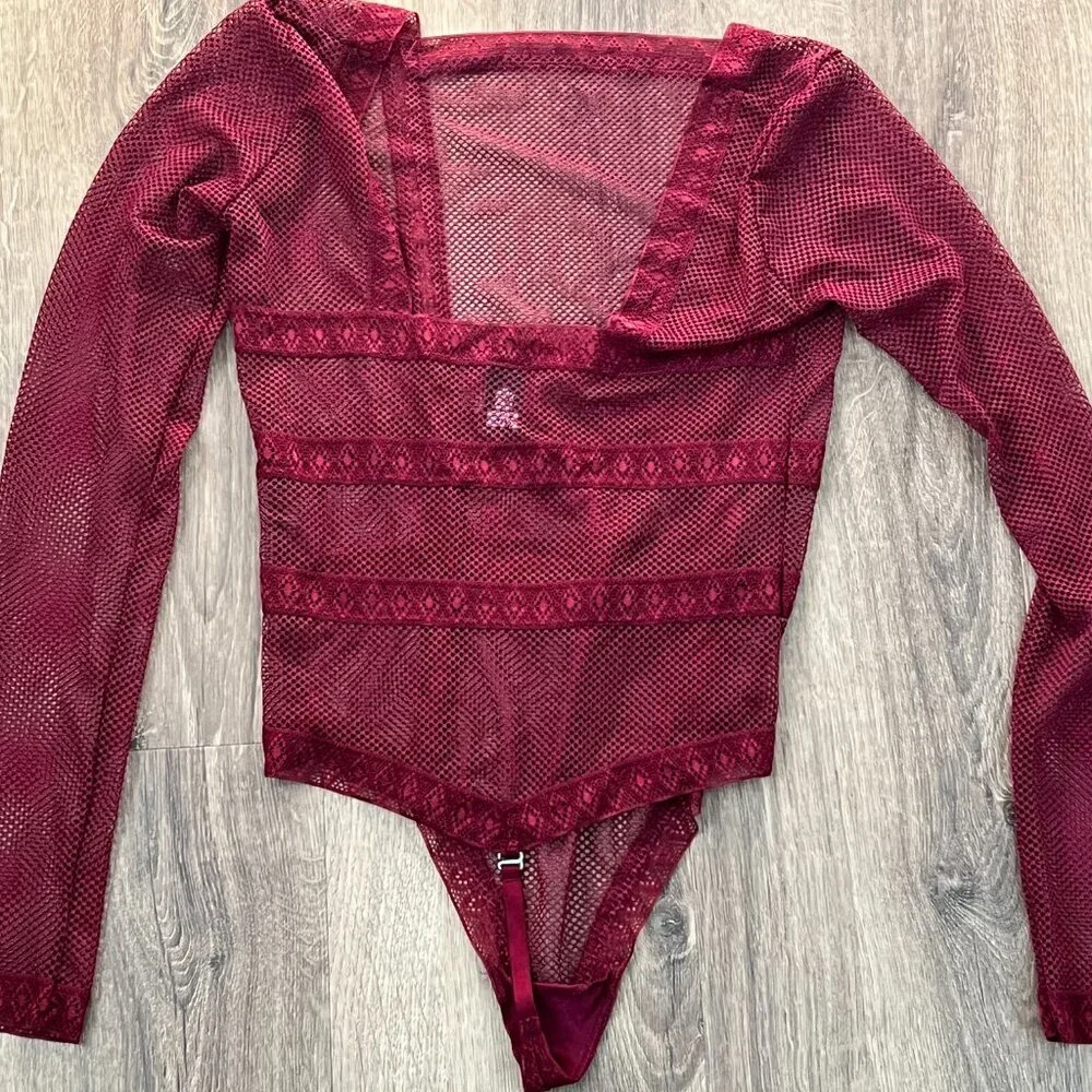 VICTORIA SECRET Burgundy Fishnet Thong Mesh Bodysuit Sz S